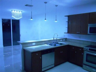 10788 NW 74th Ln unit 10788, Doral, FL 33178 - photo 5