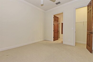 1st Floor Bedroom with En-Suite Bathroom