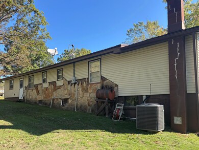 2807 State Highway P, Theodosia, MO -36