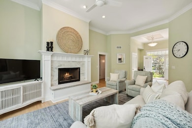 N1615 Wooddale - Great Room