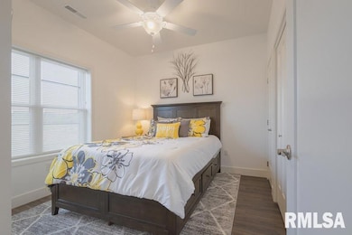 Bend Apartments, East Moline, IL 61244 - photo 3