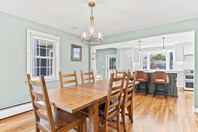 37 Gregory Rd, Wakefield, MA 01880 - photo 3