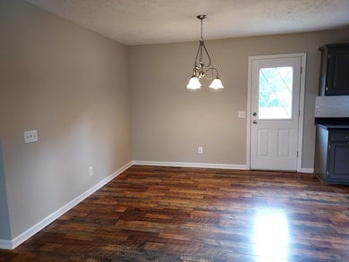 220 Hunters Ln, Shelbyville, TN 37160 - photo 3