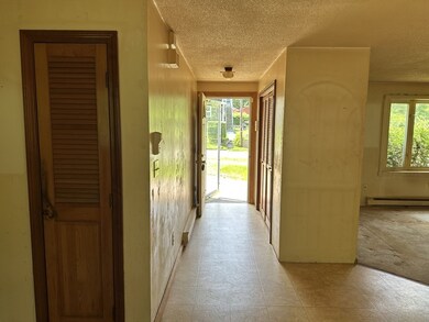 11 Glenwood St, Whitman, MA 02382 - photo 3