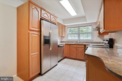 12247 Stevenson Ct unit 12247, Woodbridge, VA 22192 - photo 5