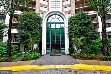 Grosvenor Park unit 208, Rockville, MD 20852 - photo 2