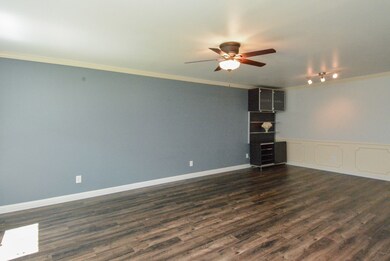 10338 Briar Forest Dr unit 29/7, Houston, TX 77042 - photo 7