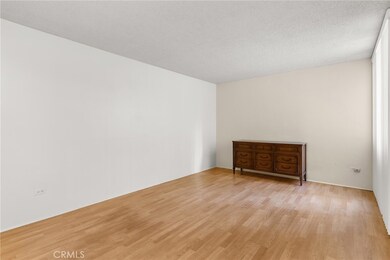 421 S Lafayette unit 214, Los Angeles, CA 90057 - photo 6