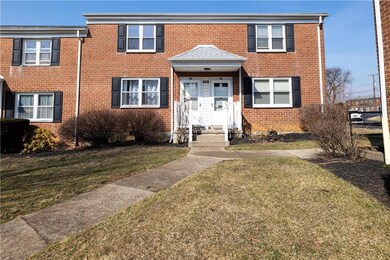 1562 Catasauqua Rd unit A, Bethlehem, PA 18017 - photo 2
