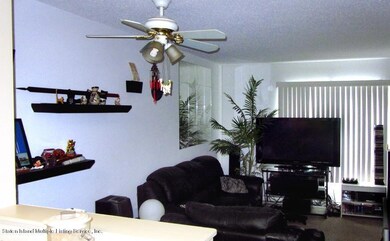 Living room.