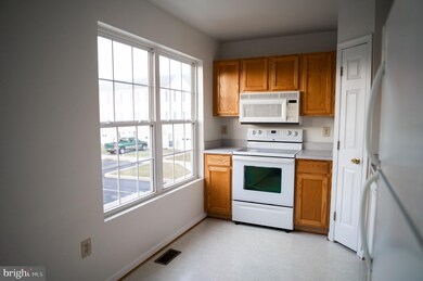 93 S Gala unit 447, Littlestown, PA 17340 - photo 2