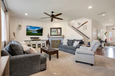 301 Ames St NE, Orting, WA 98360 - photo 2