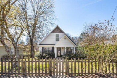 802 Gordon St, Chickamauga, GA 30707 - photo 3