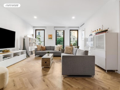 805 Washington Ave unit 2D, Proshei, NY 11238 - photo 2