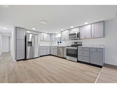 1901 SE Minter Bridge Rd unit 72, Hillsboro, OR 97123 - photo 2