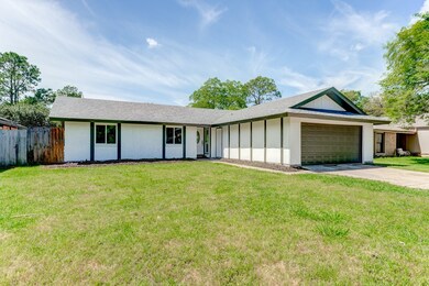 16806 Hibiscus Ln, Friendswood, TX 77546 - photo 2