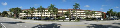2 9233 Bldg Front Pano