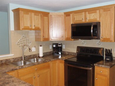 9 Dogwood Dr unit 37, Hooksett, NH 03106 - photo 3
