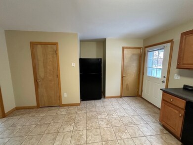 68 Biddle St, Springfield, MA 01129 - photo 7
