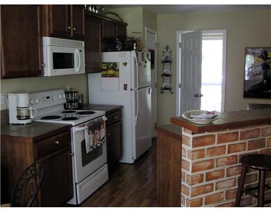 14447 Crater Lake Dr, Covington, LA 70433 - photo 3