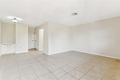 6901 Veterans Memorial Blvd unit 47, Metairie, LA 70003 - photo 3