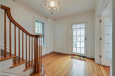 3726 N High St Columbus OH 43214 USA-007