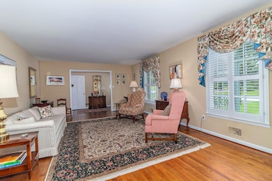 Q, 3129 Ramsgate pic 4