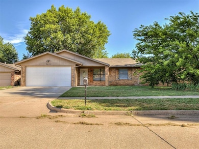 2113 Natchez Dr, Norman, OK 73071 - photo 2