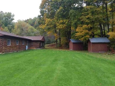 442 Davis Ave, Northfield, VT 05663 - photo 3