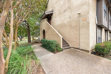 View of side of home