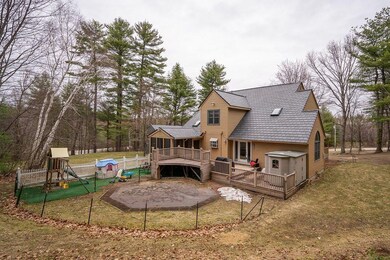 71 Smith Rd, Bedford, NH 03110 - photo 3