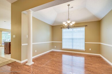 Formal Dining