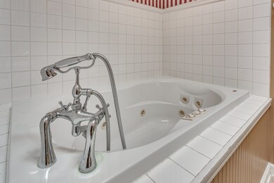 309 E Hill St, Wabash, IN 46992 - photo 4