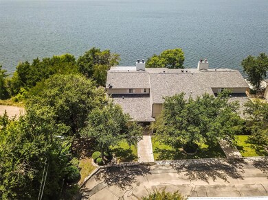 Lakefront easy living.  Whether looking for a week