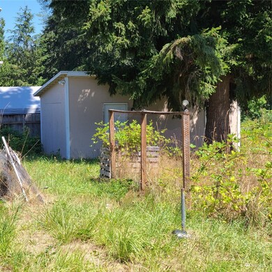 12518 Kapowsin Highlands Dr E, Graham, WA 98338 - photo 3