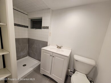 235 Mclean St, Dupont, PA 18641 - photo 5