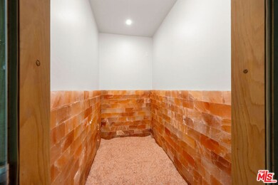 723 N Sierra Dr, Beverly Hills, CA 90210 - photo 6