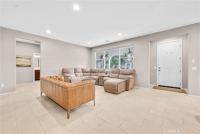 870 E Mountain Way unit D, Azusa, CA 91702 - photo 5