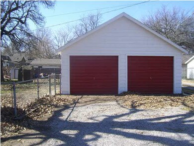 2 car oversized garage.