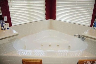 Master bath jacuzzi tub.
