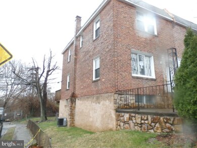 417 S 2nd St, Darby, PA 19023 - photo 2