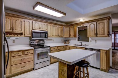 Spacious Kitchen w/abundant storage!