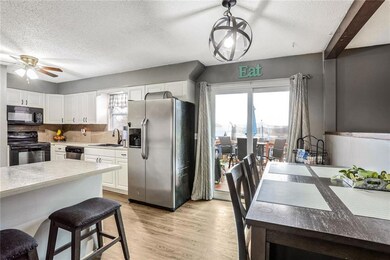 102 E Cedar St, Spring Hill, KS 66083 - photo 5