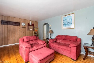 151 Omar St, Struthers, OH 44471 - photo 4