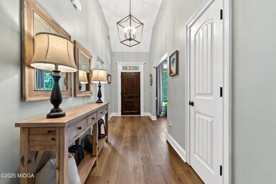 104 Old Oak Dr-07737