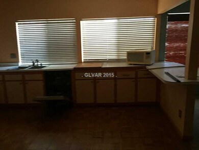 5576 Oxbow St unit none, Las Vegas, NV 89119 - photo 7