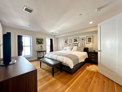 73 Broad St unit 4, Boston, MA 02109 - photo 7