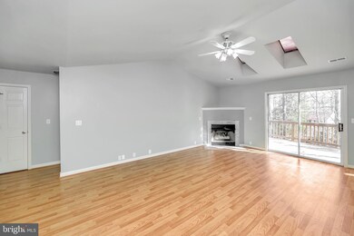 102 Cypress Ct, Locust Grove, VA 22508 - photo 4