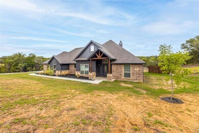 136 Cottongame Dr, Weatherford, TX 76088 - photo 3