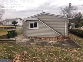 111 Elizabeth Ave, Brooklyn, MD 21225 - photo 2
